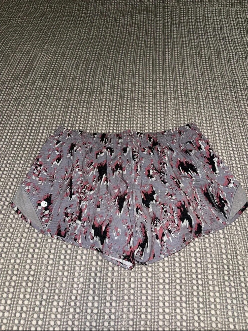 Lululemon Hotty Hot Short II *2.5